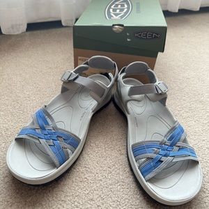 Keen Hydrangea women sandal